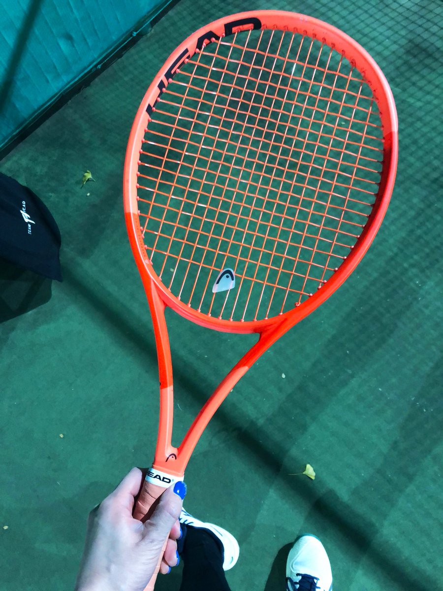 こんばんは🌟 今日は自分の練習をしてきました🎾 隣のコートの人から