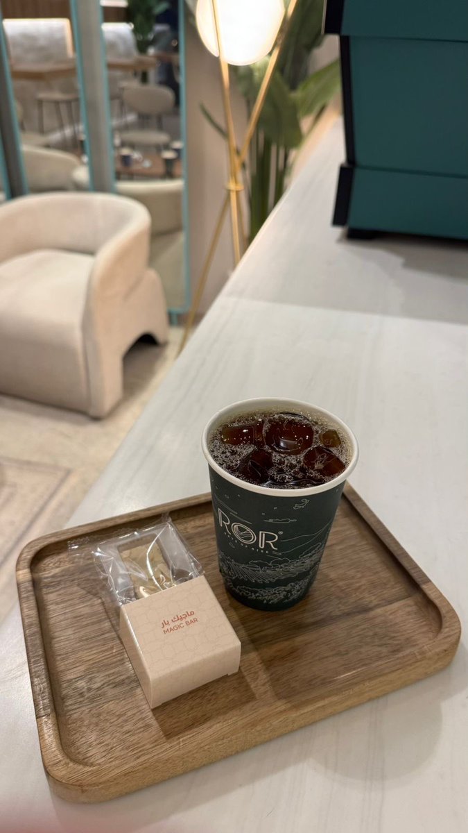 _d59's tweet image. الله يرزقنا العوض الجميل دائمًا وابدًا💛🤲🏻