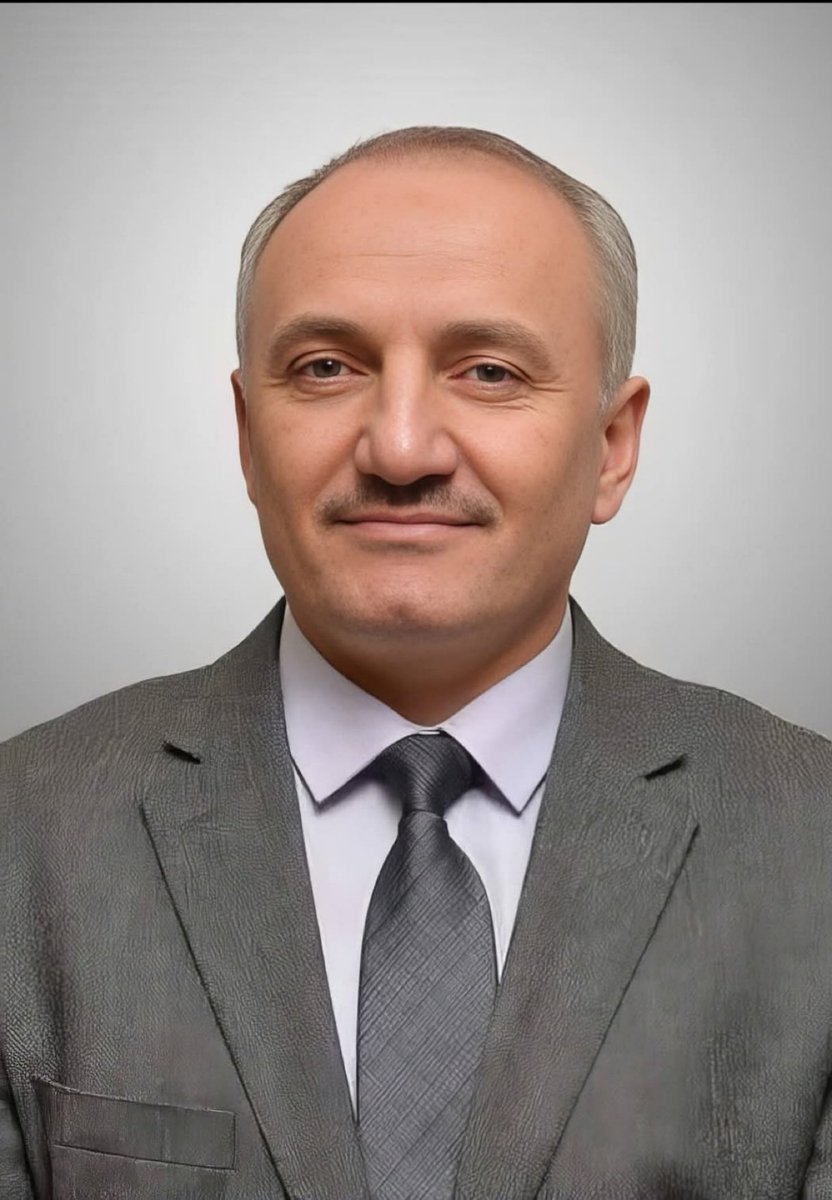 Ağzına sağlık hocam, sizin gibi din adamlarına bu ülkenin intiyacı var!

NİHAYET, DİYANET'TEN BİR SES YÜKSELDİ...

Din İşleri Yüksek Kurul Uzmanı Dr.Bünyamin Okumuş, “Atatürk'ü anlamaktan aciz, gafil ve hainleri kınıyorum” dedi. Okumuş ; “Burası, Atatürk'ün kurduğu bir kurumdur.