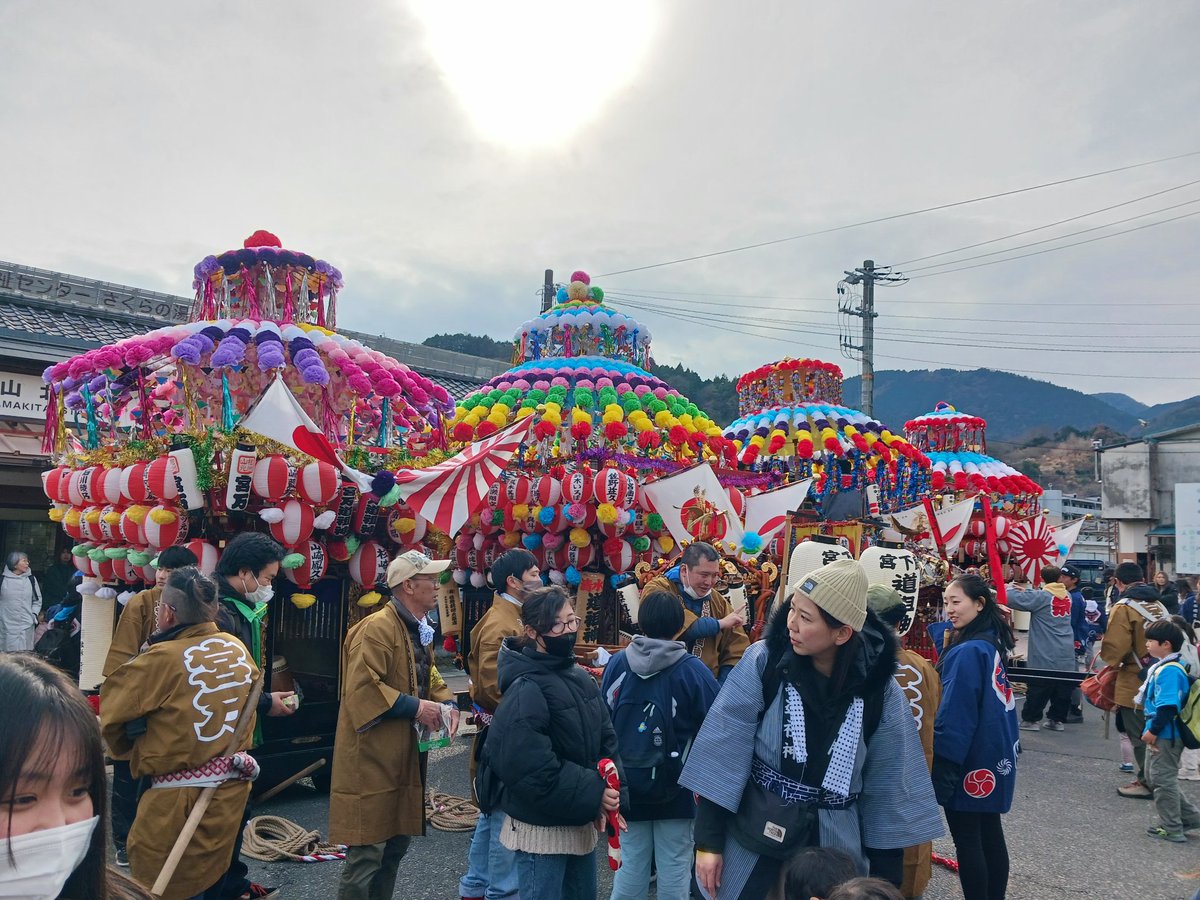 神奈川県山北町室生神社花車保存会・清水庭道祖神花車愛好会・川村囃子山北保存会 tweet media