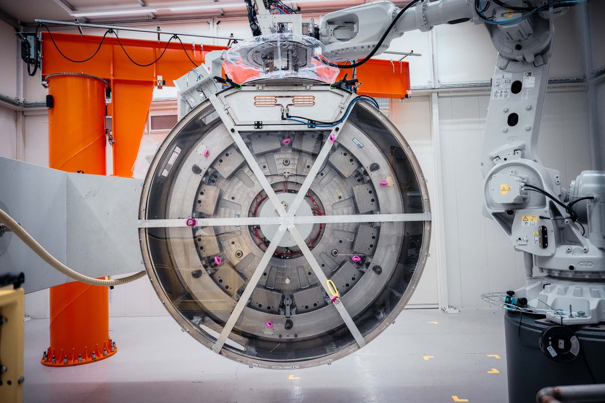 GKN Aerospace tweet media