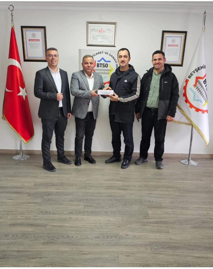 Beyşehir Ticaret ve Sanayi Odası başkanı Sayın Mustafa Akbıyık'ı makamında ziyaret ettik. Sıcak bir atmosferde gerçekleşen görüşmede ilçemizin gelişim alanları üzerinde değerlendirmelerde bulunuldu. Nazik kabulü için sayın başkana şükranlarımı sunuyoruz.