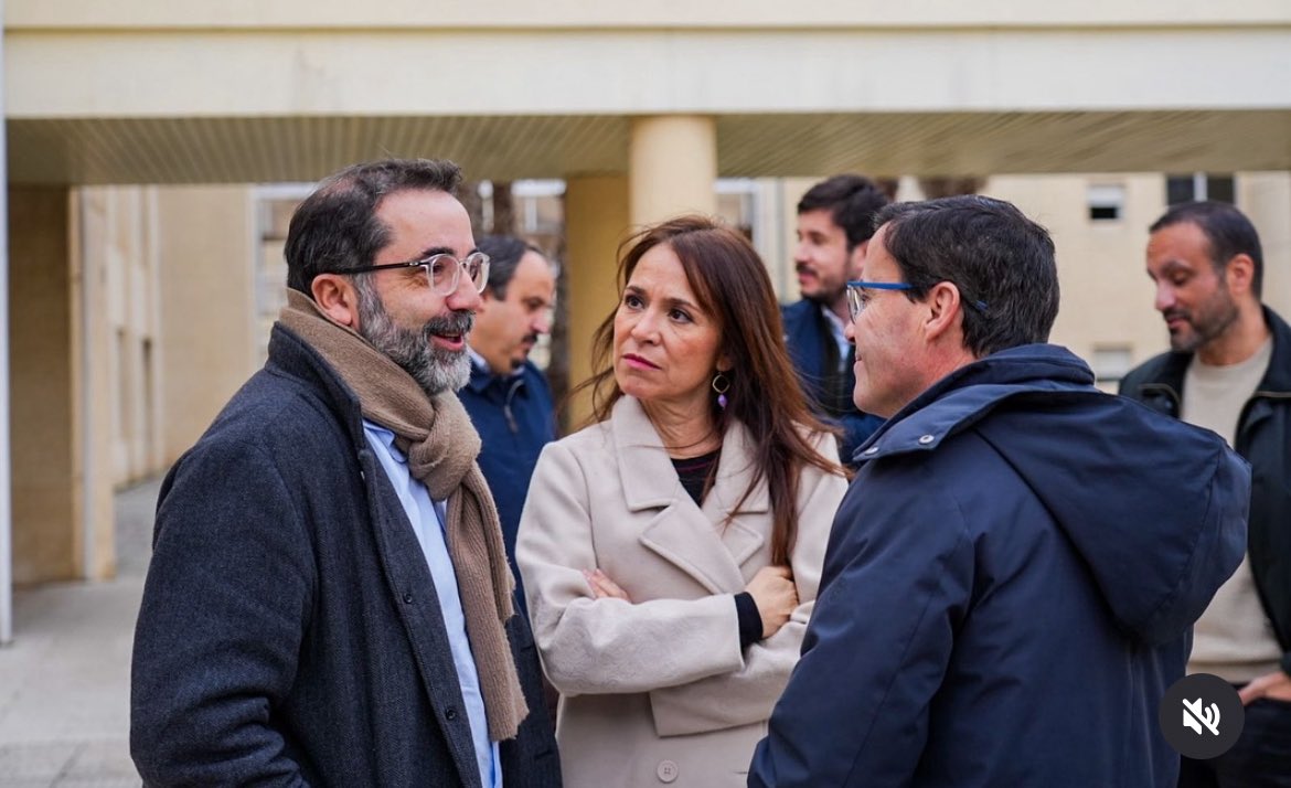 Hoy <a href="/magallardomir/">M. Ángel Gallardo Miranda/❤️</a> ha estado visitando varios grupos de investigación de la <a href="/EPCC_Unex/">Escuela Politécnica CC</a> <a href="/EstudiantesEPCC/">C. Estudiantes EPCC</a> en la <a href="/infouex/">UEx</a> #IngenieríaInformática #Teleco #Caminos #Civiles #Edificación <a href="/UExDivulga/">Cultura Científica UEx</a> y el #CIIAE (CentroIbérico de Investigación en AlmacenamientoEnergético) <a href="/FundecytPCTEX/">FUNDECYT-PCTEX</a>