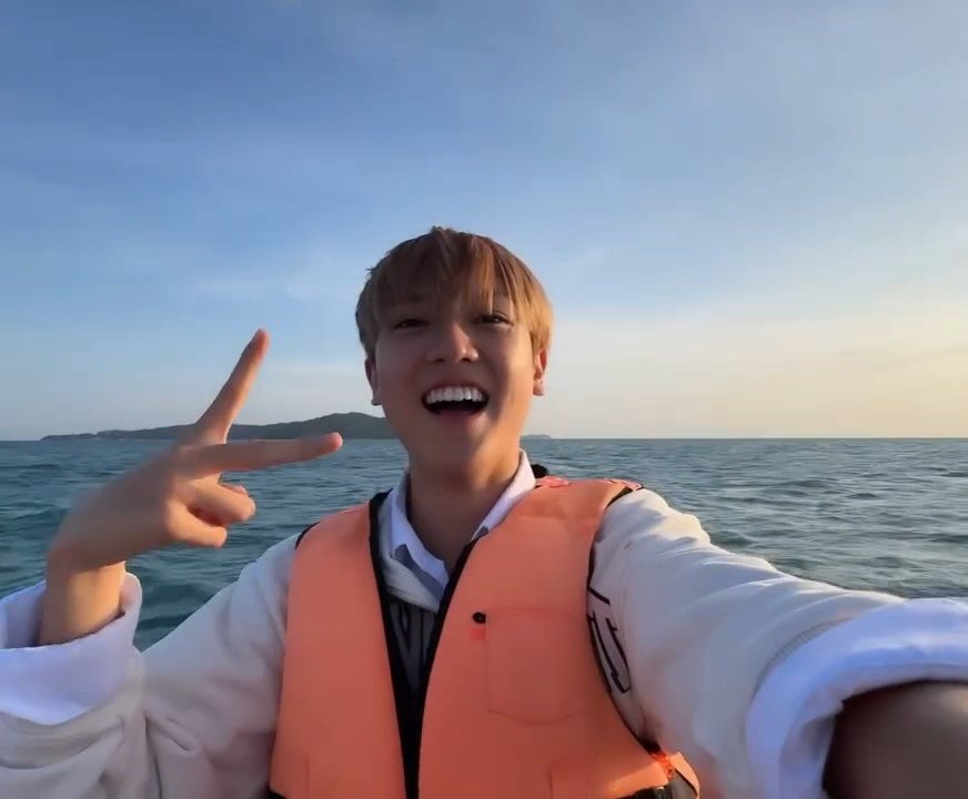 งื้อออออออออออ ผมรักแก๊งค์นี้ที่สุดเลยยยย 

#CHEESEchayapol 
#YUWATANABE
#AAashirakorn