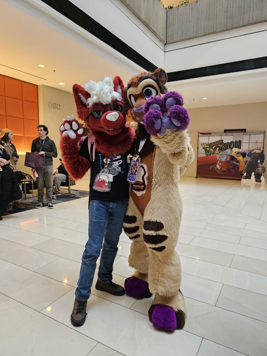 danderwoolf's tweet image. Eeee peeby