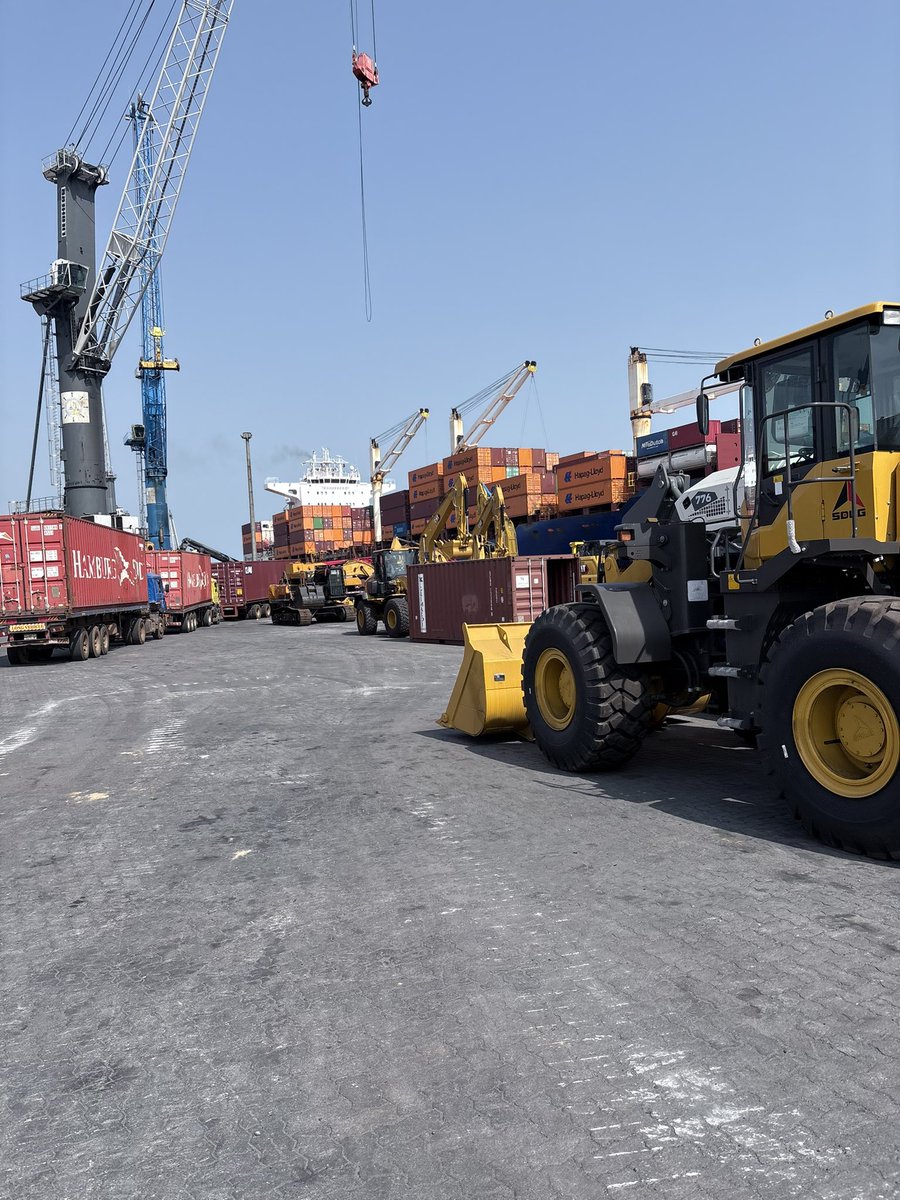 hk7_538's tweet photo. Port Day.
#HippoProcurement https://t.co/7hPpNlTWsU