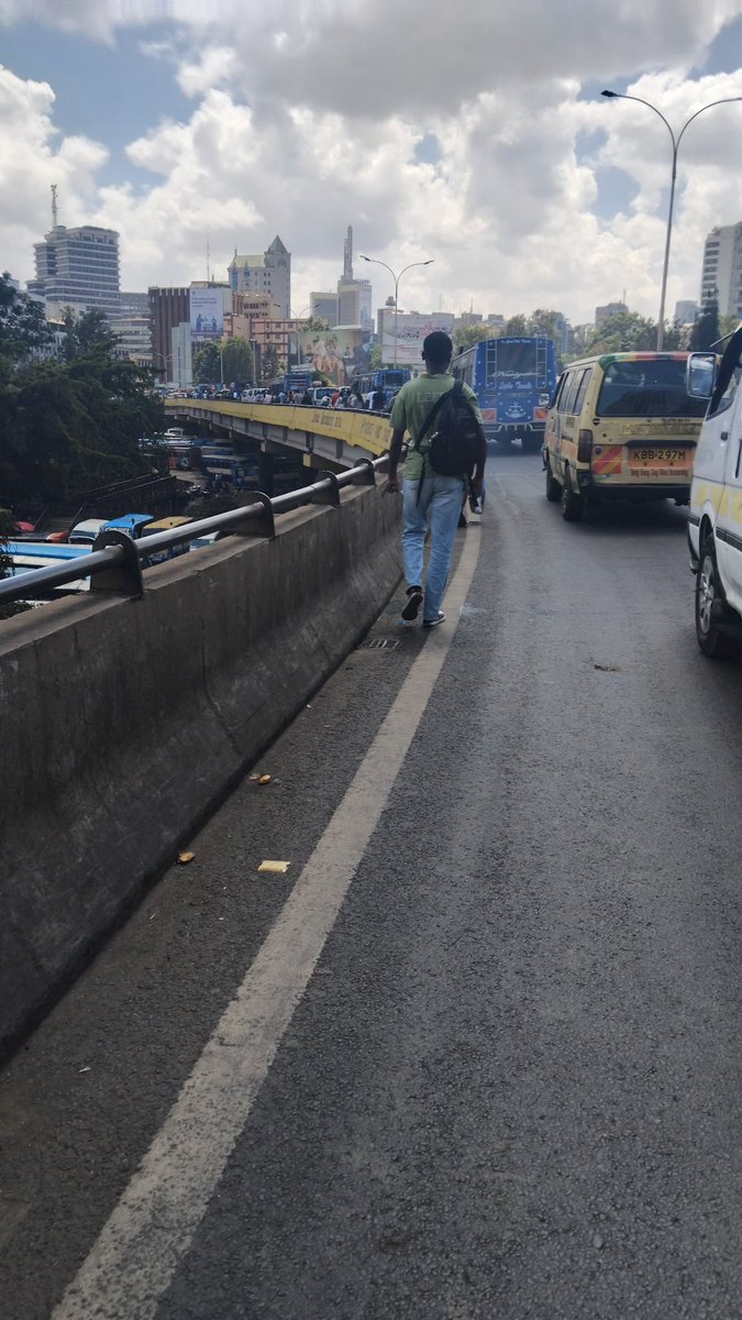 797Len's tweet image. Jamani, what's happening in nairobi, kila siku nashukia uku kwote manzee💔