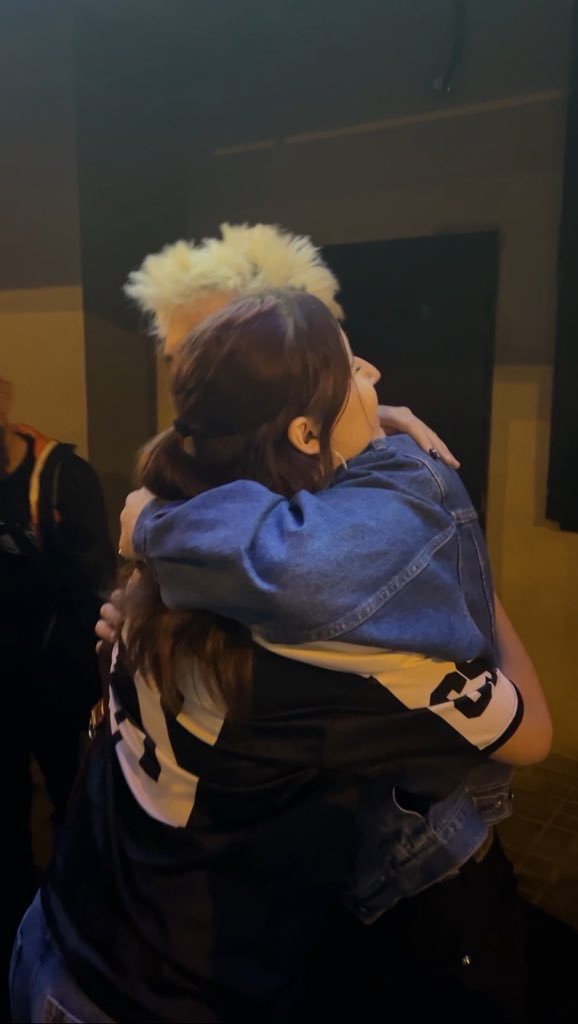 juantincats's tweet photo. CHICAS ESTOY DANDO VOLTERETAS NO SABÉIS LO QUE ES ESTO PARA MI #OTDirecto9D https://t.co/1w2q9e2AvJ