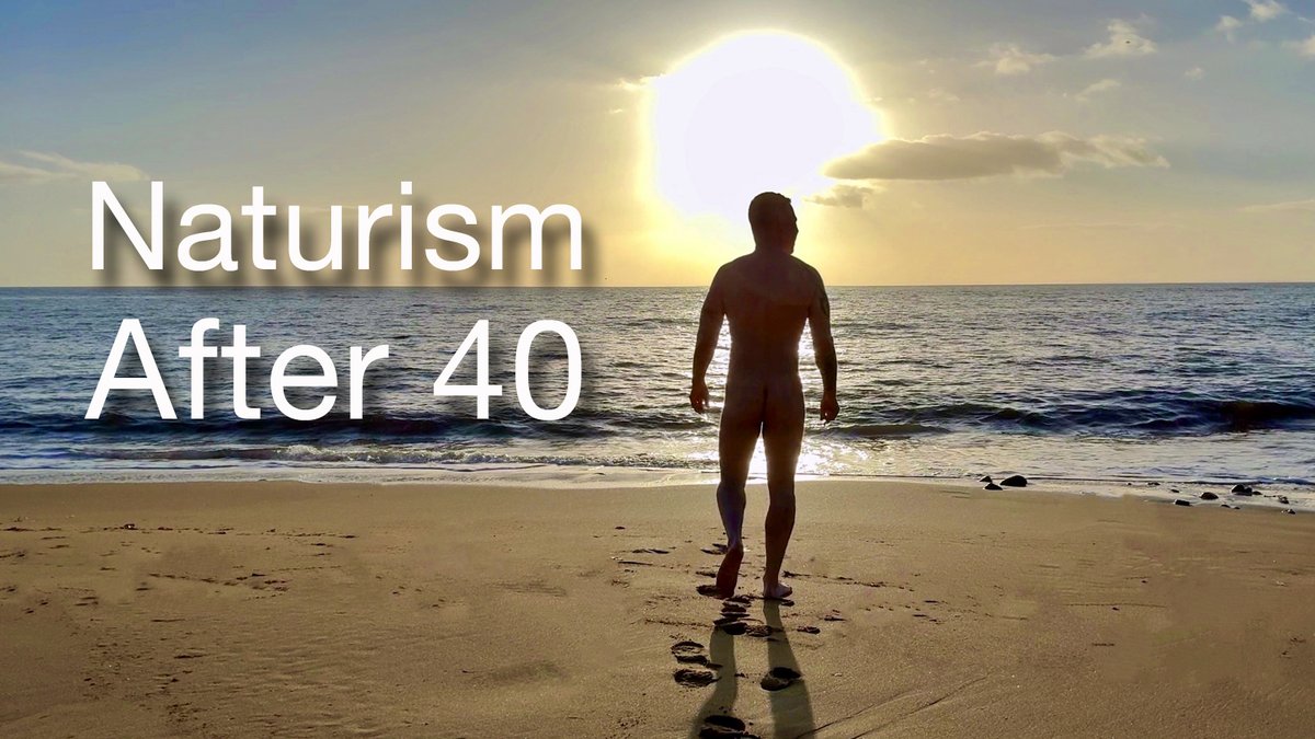 Naked Foxx tweet media