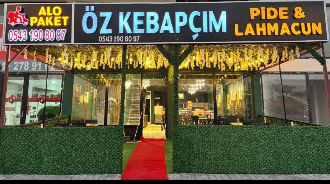 Kardeşim <a href="/UkuncMehmet/">Mehmet Ükünç</a> ve hemşehrim Osman Temoçin’in ilçemize kazandırdığı bu güzel işyerinin hayırlara vesile olmasını diliyorum.

İlçemiz adına önemli bir ihtiyacı karşıladıklarını düşünüyorum.

Kendilerini gönülden tebrik ediyor,bereketli ve helal kazançlar temenni ediyorum.