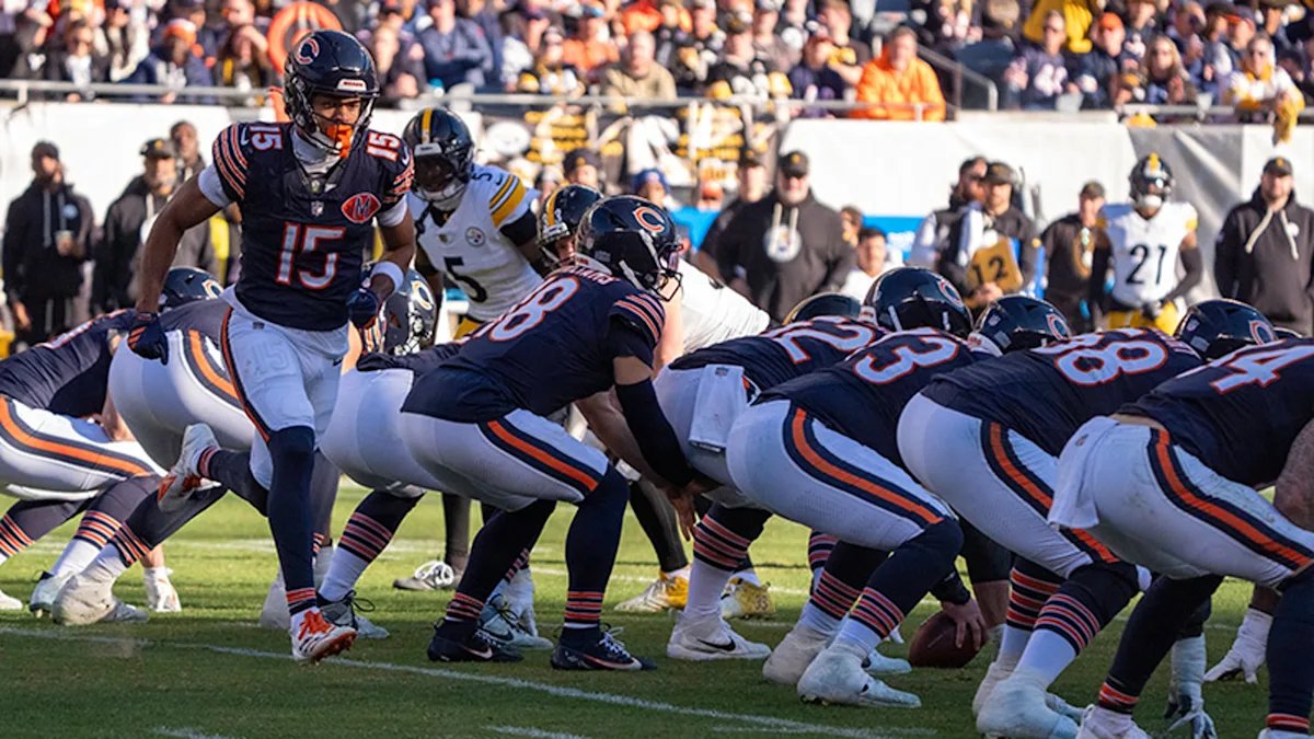 JAYChi_Bears's tweet image. The #Bears starting offensive line's Pro Bowl voting ranking entering week 15

LT Ozzy Trapilo (N/A)
LG Joe Thuney (1st)
C Drew Dalman (2nd)
RG Jonah Jackson (3rd)
RT Darnell Wright (4th)

Considering we were a bottom-3 O-line in '24-'25, this is impressive.