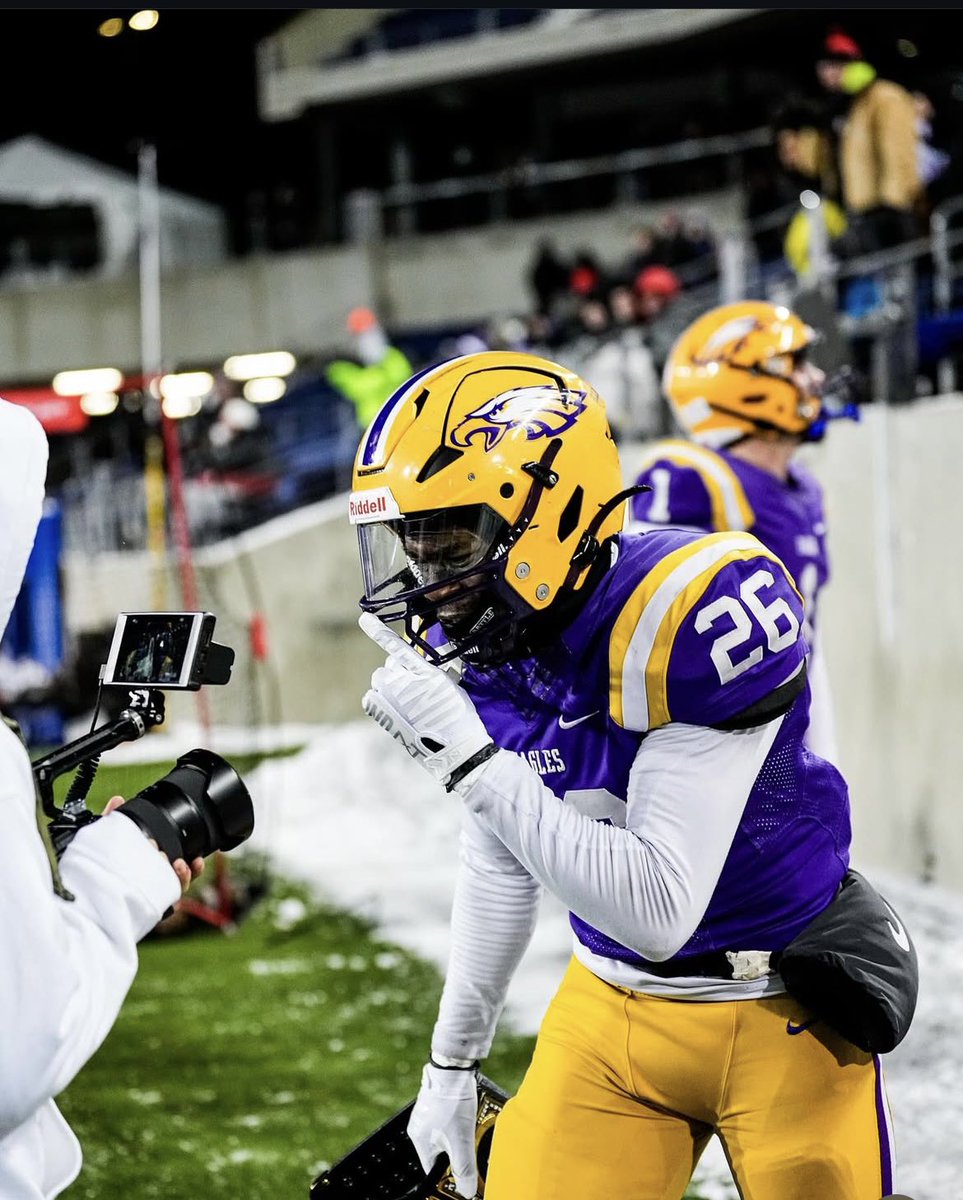 jairelf1's tweet image. ‼️Junior Season Highlights‼️
‼️Back to Back state champions‼️
5’10 180lbs Defensive Back
Stats: 
48 TOT
6 INTS
4 PBU
2 TFL 
@kieselchem @EaglesLifting @coach_elderm @PrepRedzone @KyCress @LemboAj @Coach_Snuggs @CoachDreAllen26 @CoachJDIV 
 Highlights: hudl.com/v/2T4X8q