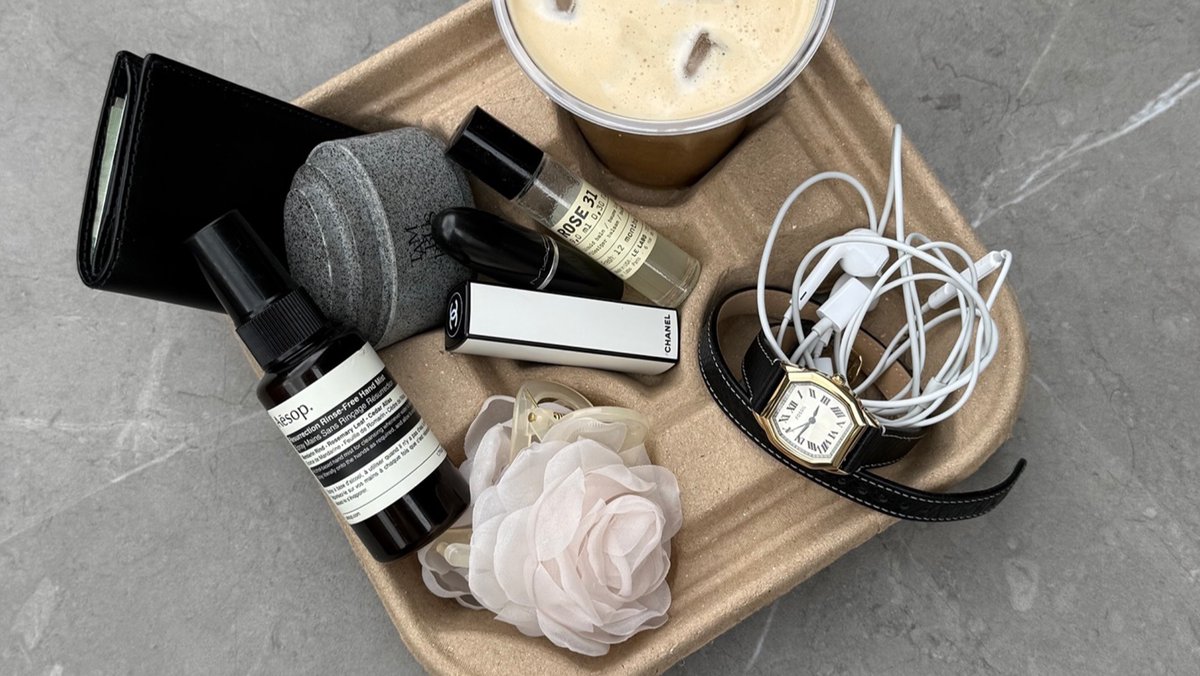 aesthetickyc's tweet image. Tuesday.