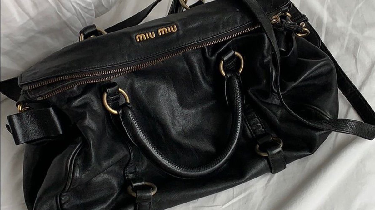 aesthetickyc's tweet image. Tuesday.