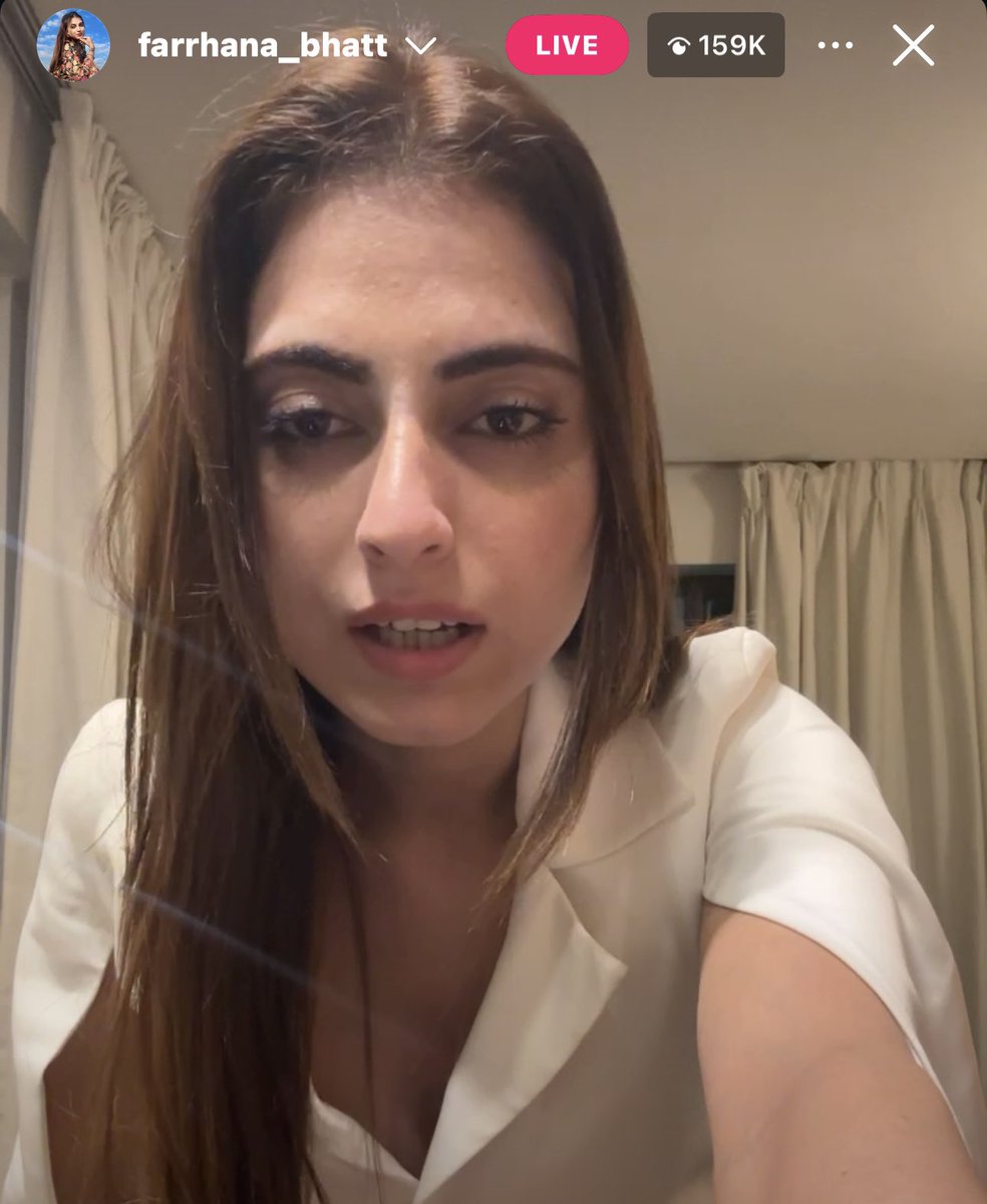 159K live viewers joined #FarrhanaBhatt on instagram LIVE. This is for this season considering viewership of other popular contestants this season