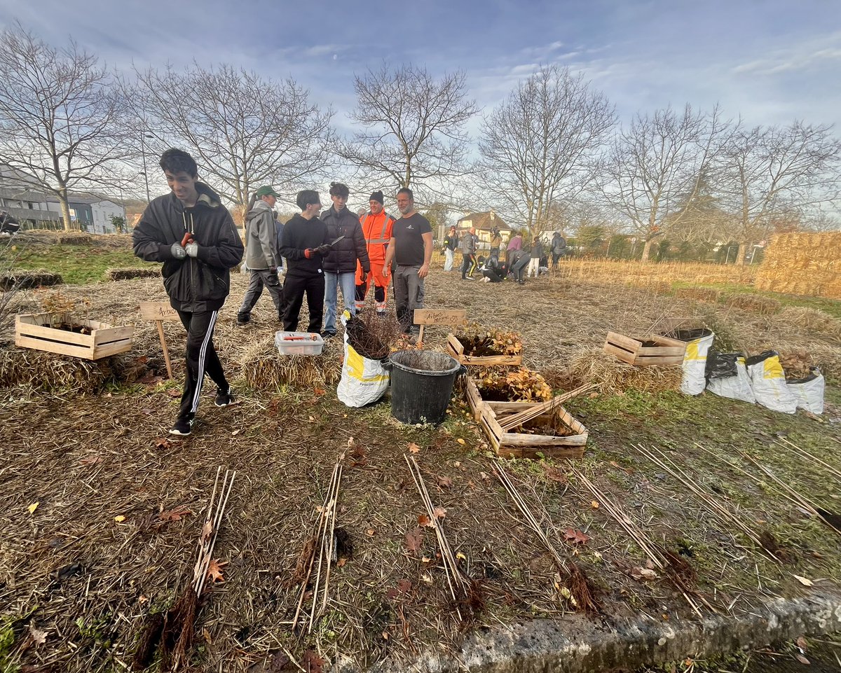 Ville d’Allonnes tweet media