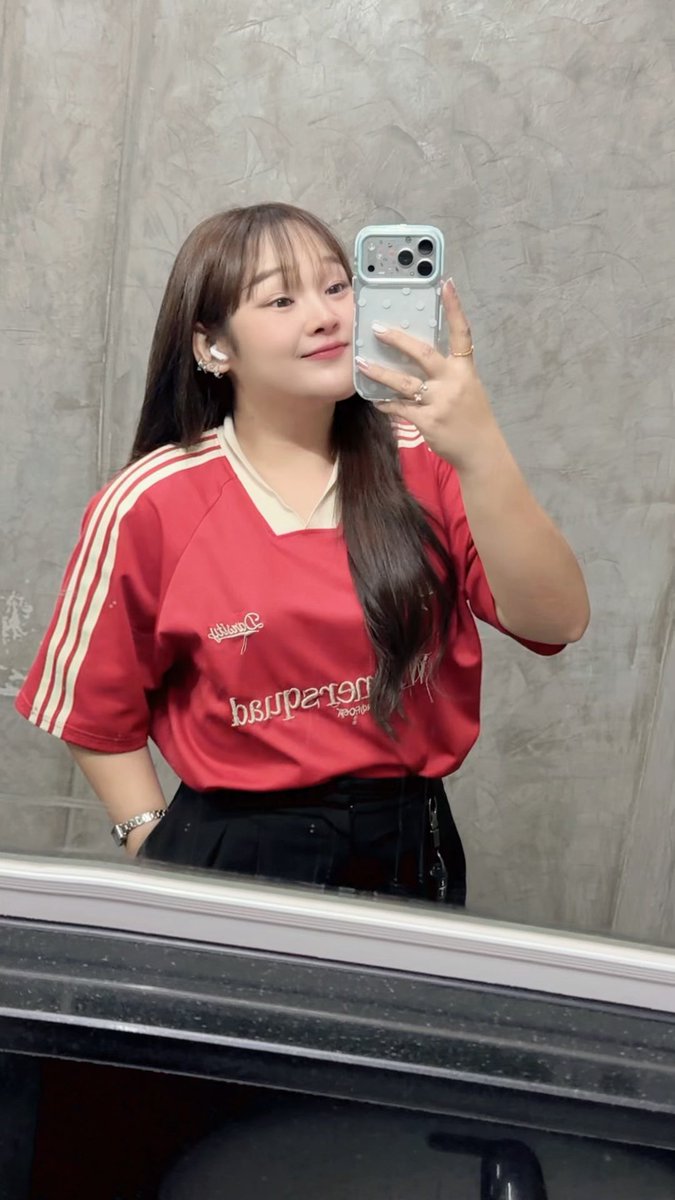 𝙉𝙞𝙘𝙝𝙖 ツ tweet media