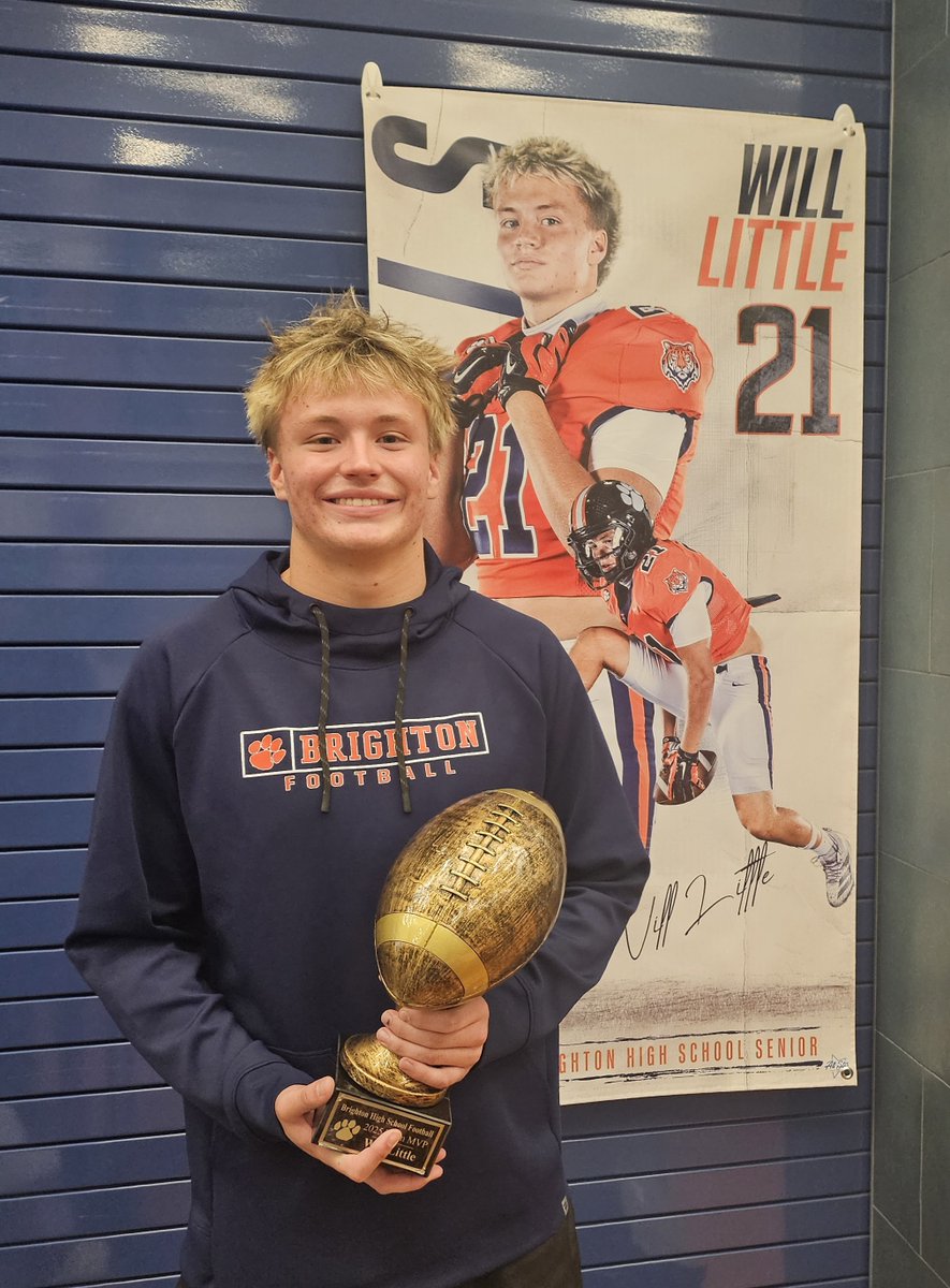 Willlittle's tweet photo. Last HS team banquet.  4 years went too fast.  Thank you team and coaches for the support and for the Team MVP award.  
@BrightonBengal @SuteraCasey @Frankie_Sutera @CoachMannBHS @cayden_mietchen @TheChocolate_1 @J_lo213 @MasonBrink58 @Jh75Huber https://t.co/ErR2LPlep4