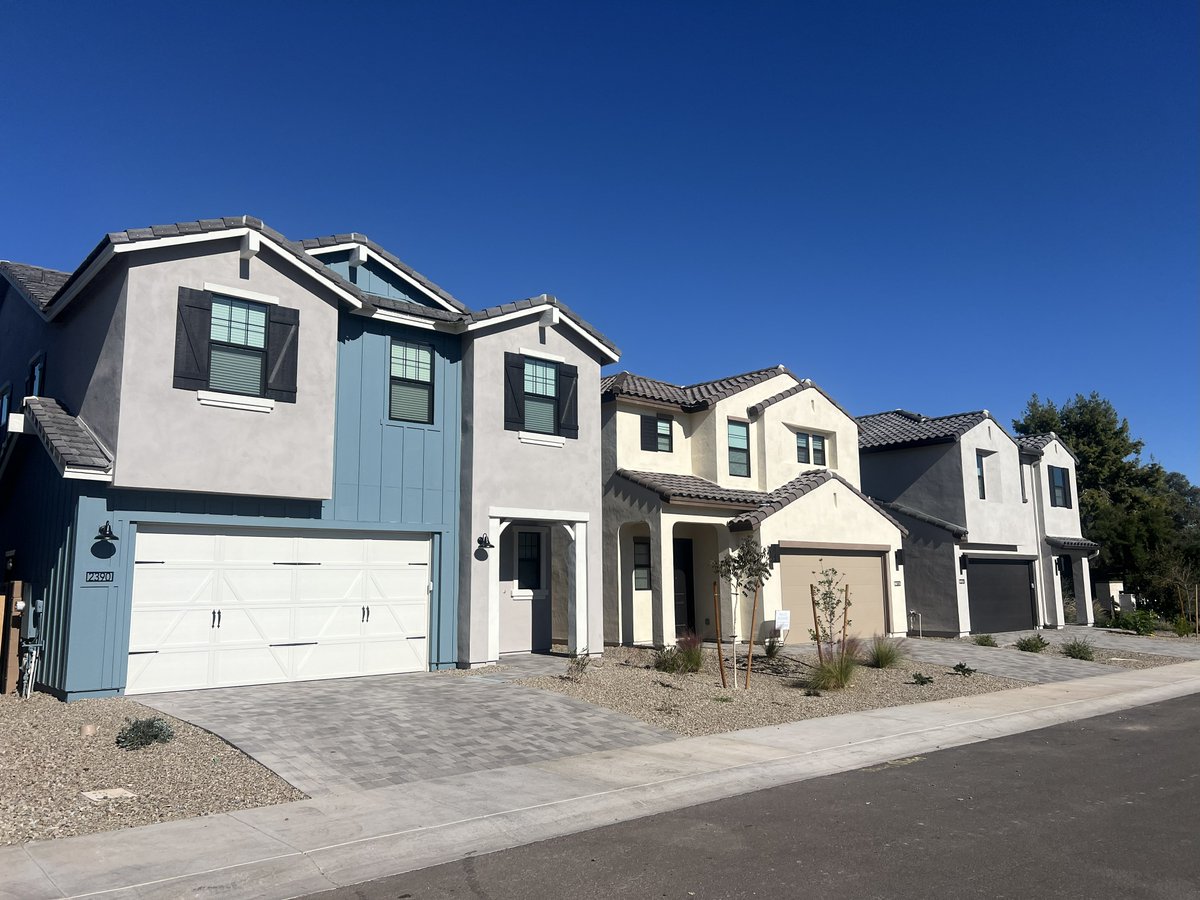 3engineering's tweet image. Transforming spaces, building communities. 3 Engineering provided civil and surveying services for Honeysuckle Trail in Chandler—a 48-lot in-fill community on a former church site with regional drainage improvements. Proud to partner with K. Hovnanian Homes.