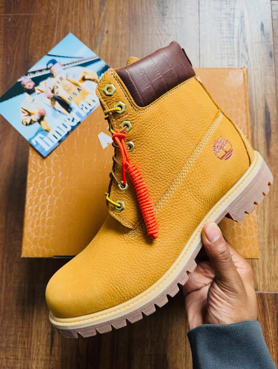 ModernNotoriety's tweet photo. AVIREX x Timberland (2025) https://t.co/9luXy1ielt