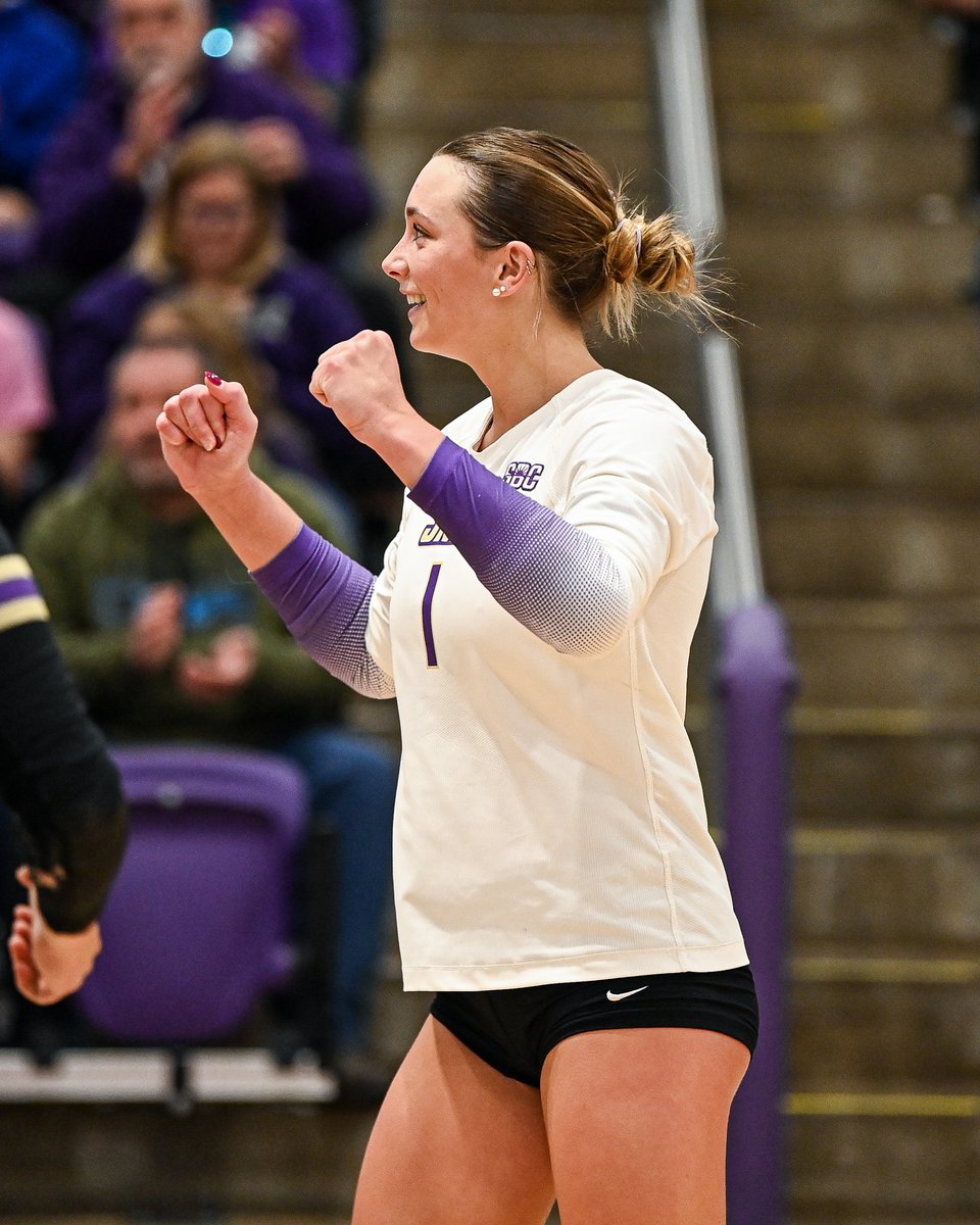 JMUVolleyball's tweet image. Kennedy Louisell becomes the ninth different player in program history to be named @AVCAVolleyball All-Region! 

📰: tinyurl.com/58hju8hy

#GoDukes
