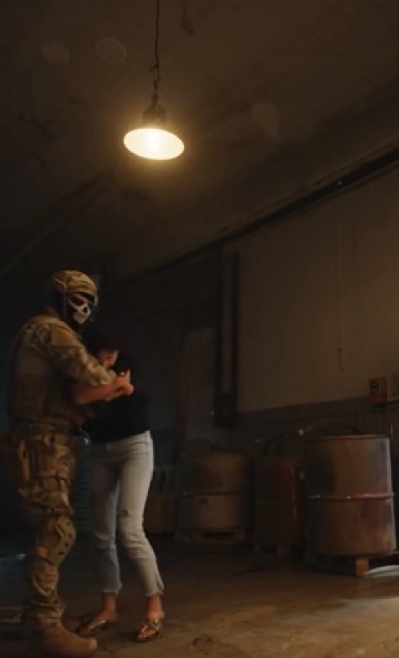 jinylaura29's tweet image. ghost save me 🥺 #9thdecember #viral #characterai #fotografia #soraart #inshot_edits #booktok #ghostsimonriley