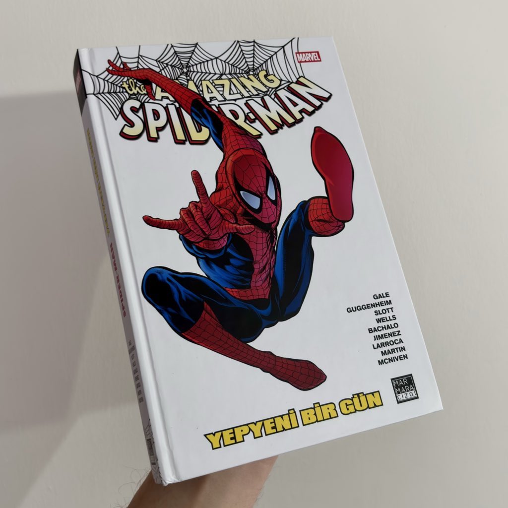 Bu sabah yepyeni bir güne uyandıktan sonra gelen kargodan bakın ne çıktı? #Spiderman #SpiderManBrandNewDay