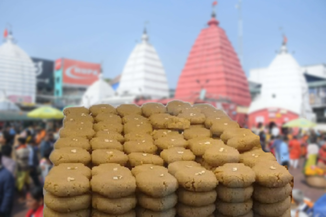 🚨 Adulteration in Prasad at Baidyanath Dham, Deoghar!
Sacred offerings are being tampered with, an unforgivable act at a holy site.

Those who adulterate prasad aren’t just cheating devotees… they are insulting Dharma itself. Strict, exemplary punishment is the only answer.