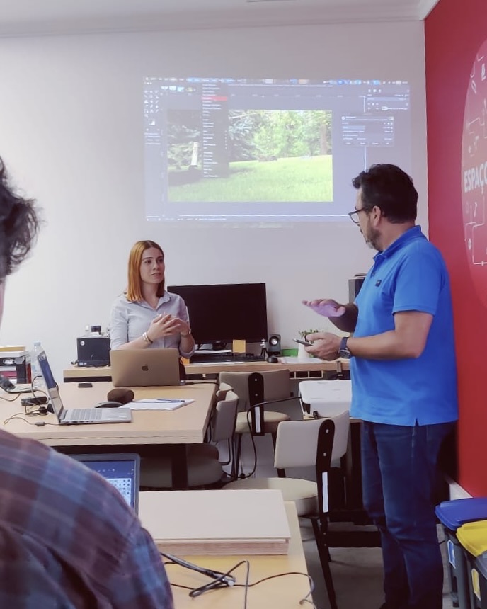 ratoadcc's tweet image. 📸
🇵🇹 A @CMPalmela realizou em #parceria com a #RatoADCC implementou ação de formação no Makerspace do #Poceirão onde foram abordadas diferentes ferramentas multimédia.

#SempreAAprender
. . .
🇬🇧 Workshops about #multimedia tools