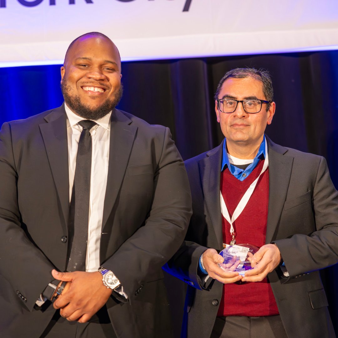 NYCOfficeofTech's tweet image. #NYCCTO Fraser celebrated the stars of NYC’s tech workforce during @GovTechNews' Best of NYC awards this week in Brooklyn.  
 
A special congratulations to OTI’s winners:
 
• Best Application Serving the Public
   ‣ Franchise Administration: Franchise Infrastructure and…