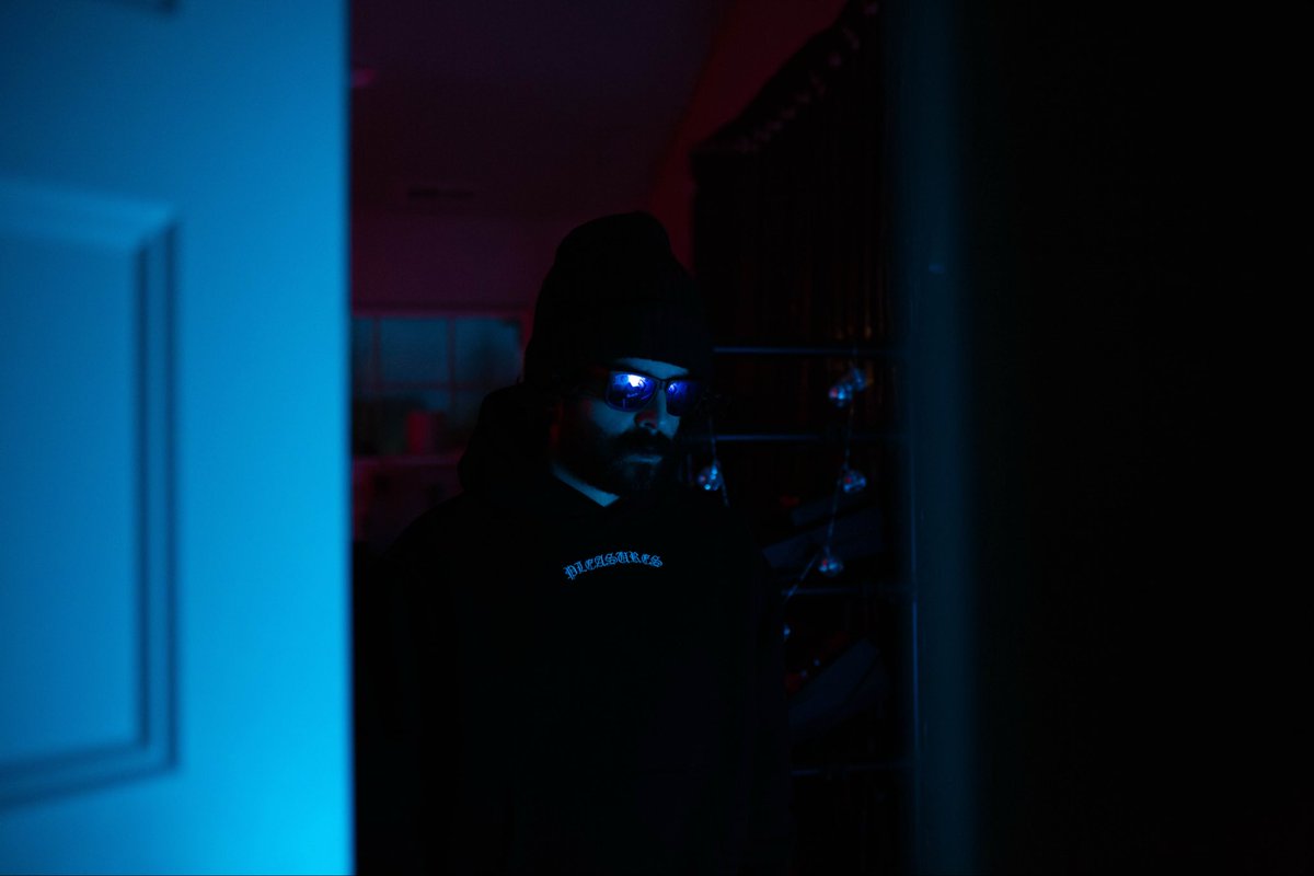 hotel pools tweet media