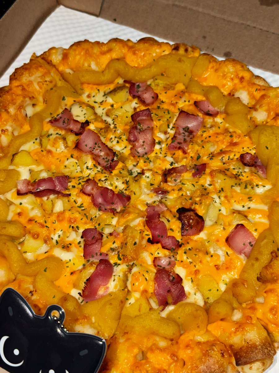 cochococat's tweet image. 피자스쿨 오지치즈포테이토 그리고 와사비치즈케이크(?)