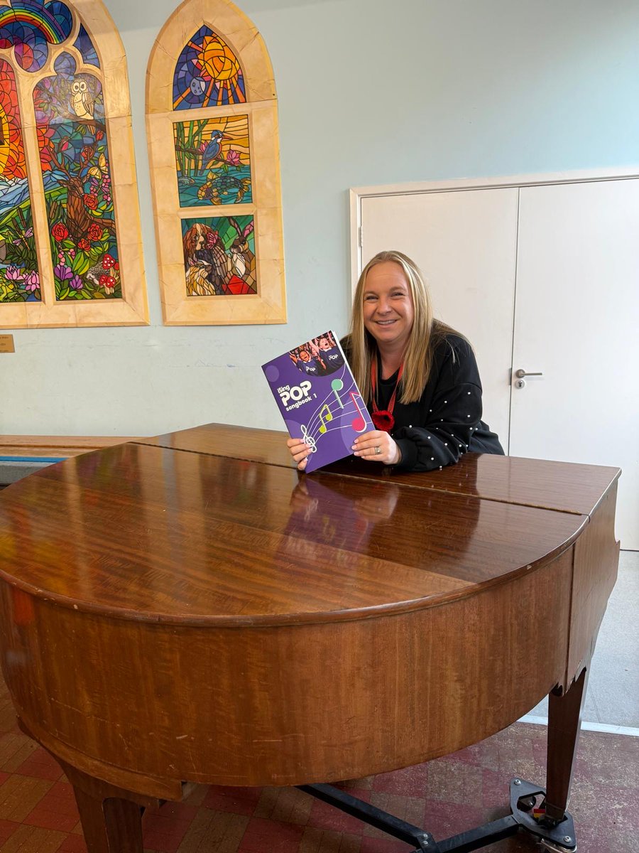 iSingPOP tweet media