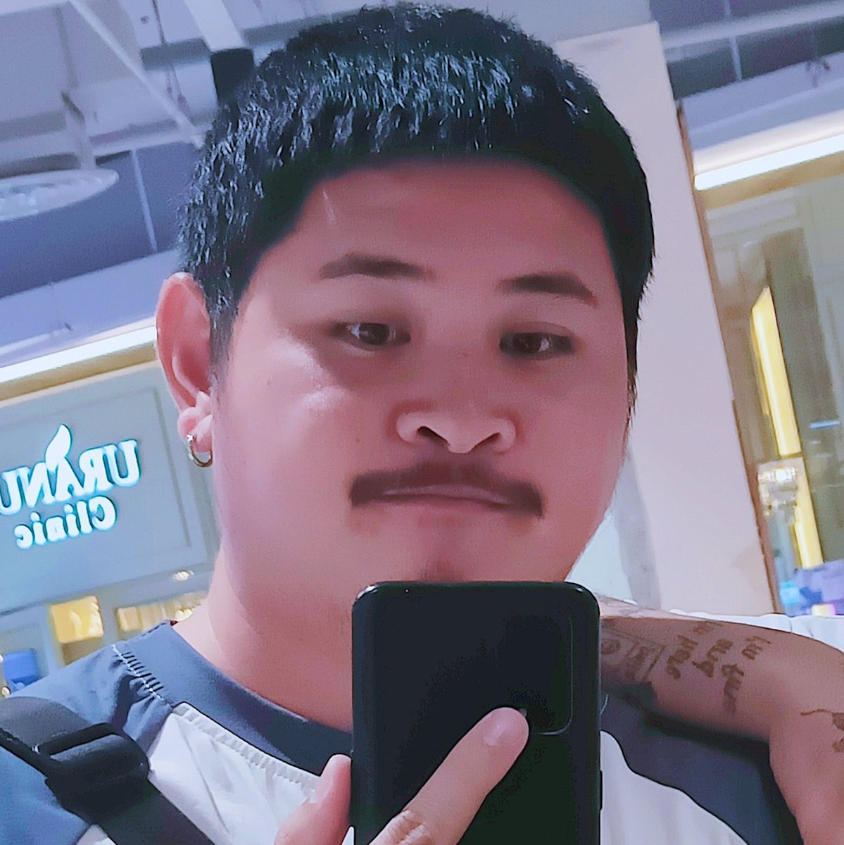 sunsett1994's tweet photo. #NewProfilePic https://t.co/SrMeMxMf9S