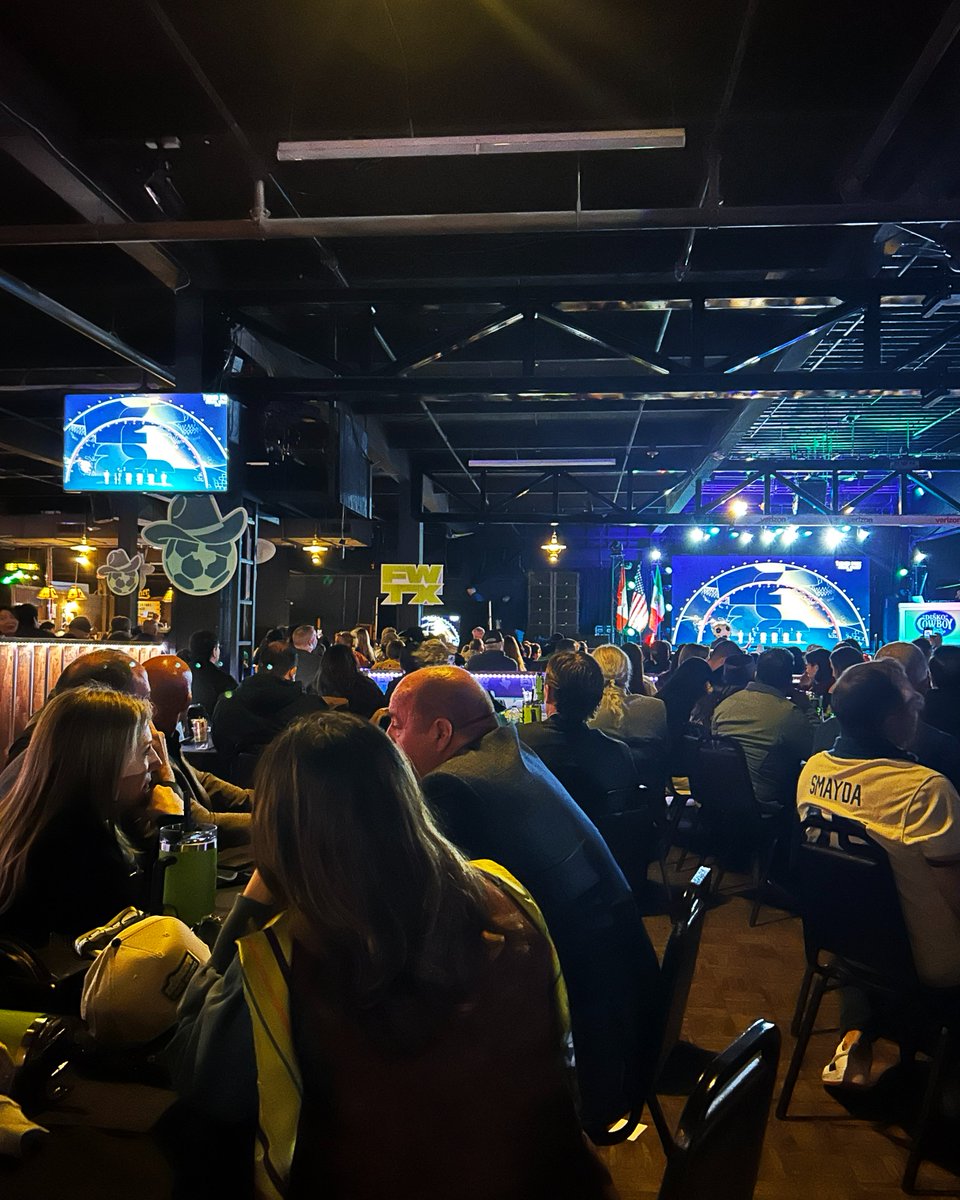 KBHCCDallas's tweet photo. #TeamKBHCCD attended #FWCDallas26 ๐ข๐ณ๐ณ๐ถ๐ฐ๐ถ๐ฎ๐น ๐๐ฟ๐ฎ๐ ๐ฃ๐ฎ๐ฟ๐๐ ๐๐
๐ฝ๐ฒ๐ฟ๐ถ๐ฒ๐ป๐ฐ๐ฒ at @billybobstexas last Friday. It was exciting to get a glimpse of whatโs to come during next yearโs games. Thank you @FWC26Dallas, @VisitFortWorth, @fortworthsports, & @TonyFayPR! https://t.co/Jd9j76vFjA