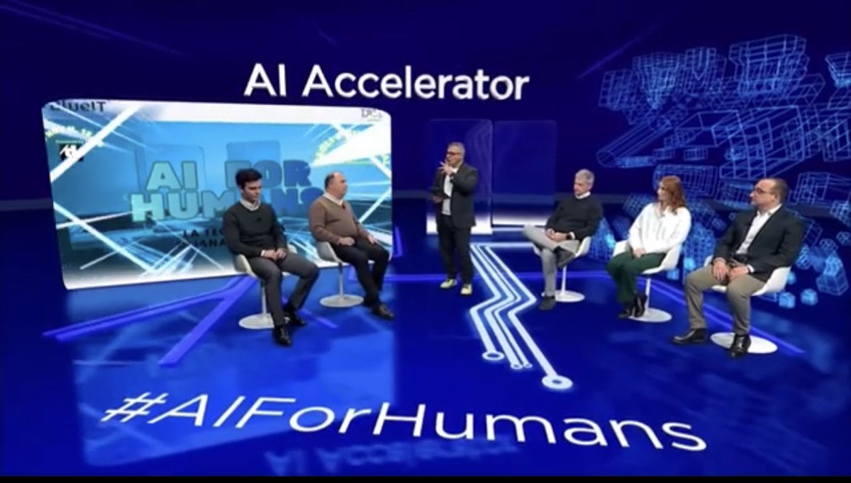 emmanuelap's tweet photo. 💡L'intelligenza artificiale può cambiare il mondo portando innovazione in vari settori, e Blueit si propone di farlo in modo responsabile, sostenibile ed etico. 

📌 Rivivi e rivedi l'evento #AIForHumans: https://t.co/jGBEo5eHd6

#adv https://t.co/gSI8wQ2gPD