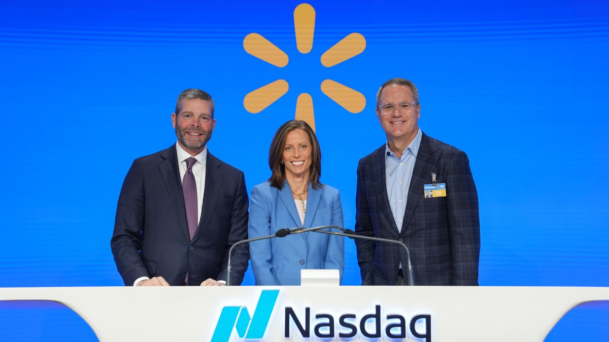 NasdaqExchange's tweet image. 🛍️ @WalmartNews today is a people-led, tech-powered omnichannel retailer dedicated to helping people save money and live better. 

🔔 Proud to call you #NasdaqListed, $WMT!