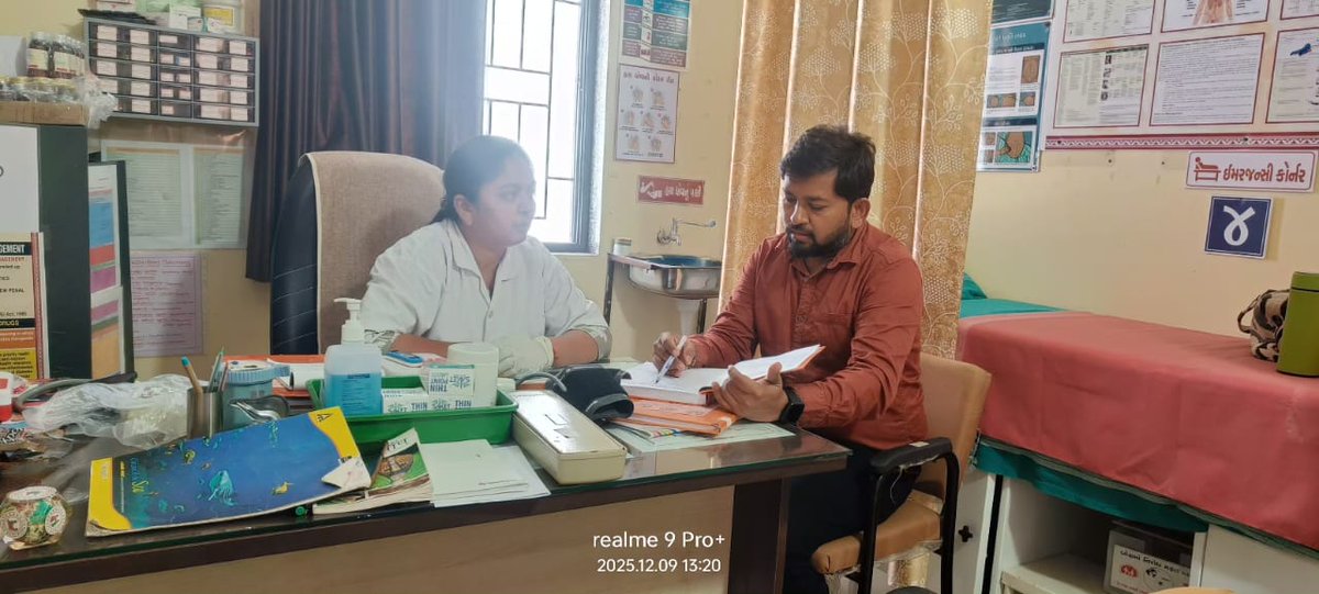 thonetrang77417's tweet image. 🇮🇳🏥
#PHARMASISTVISIT 
#AAMVALPORE 
#PHCKHARETHA 
#NETRANGBLOCK 

"આજરોજ #નેત્રંગતાલુકાના #પ્રાઆકેખરેઠાના #આયુષ્યમાનઆરોગ્યમઁદિરવાલપોર મા #ફાર્માસિસ્ટ દ્વારા #રેકોર્ડ અને #એન્ટ્રી વિશે જાણકારી તેમજ #એપ વિશે માહિતી તથા અન્ય બાબતો સમજાવેલ હતી....."

@Bharuch_Health @MoHFW_INDIA