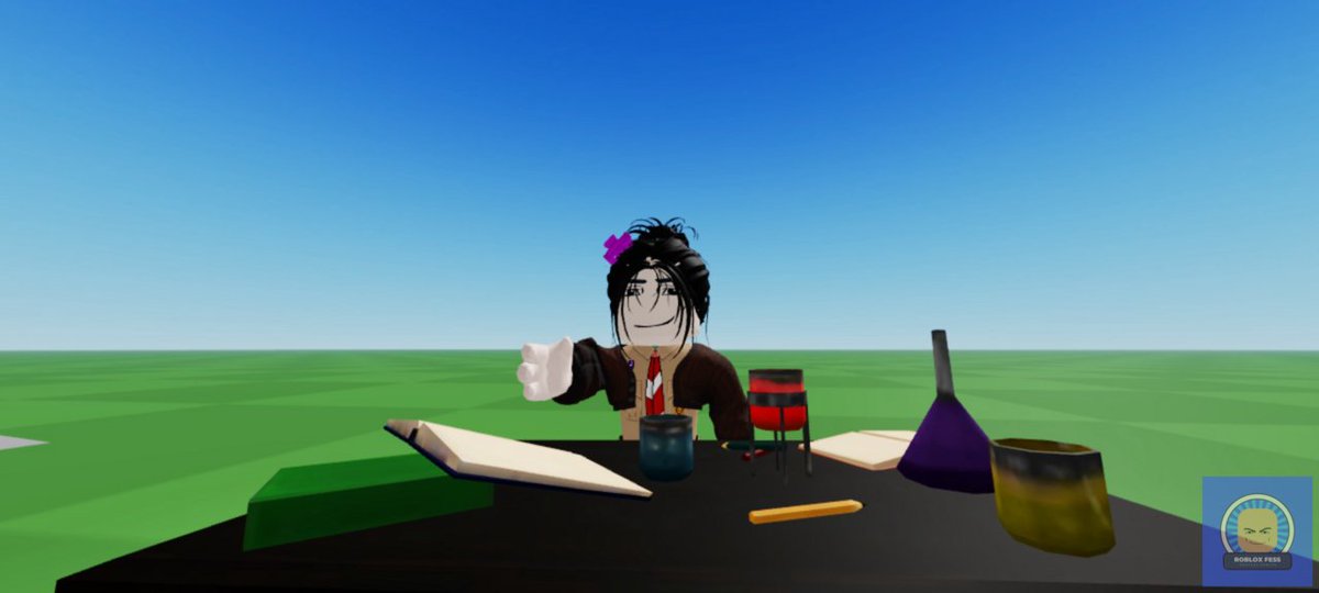 budget so low nobody will know who i'm cosplaying as 
!Roblox