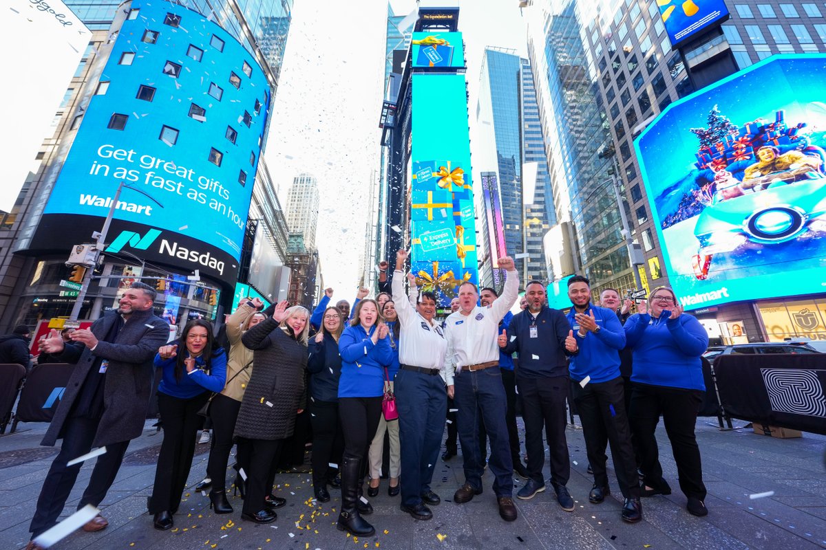 NasdaqExchange's tweet image. 🛍️ @WalmartNews today is a people-led, tech-powered omnichannel retailer dedicated to helping people save money and live better. 

🔔 Proud to call you #NasdaqListed, $WMT!