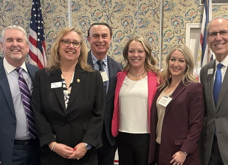 GCS Administrators Present at Leadership Conference  grantcountyschools.org/o/grant-county…