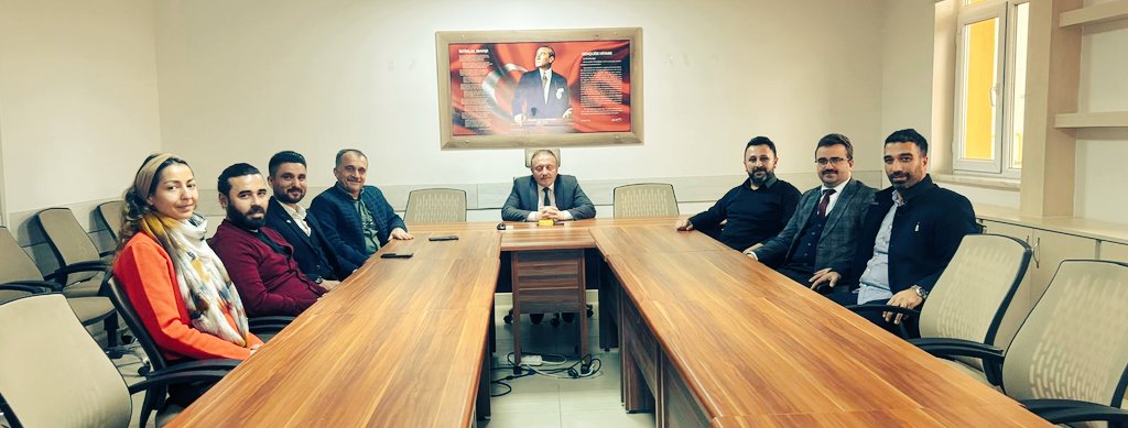 bunyanilcemem's tweet photo. Bünyan İlçe Milli Eğitim Müdürümüz başkanlığında sendika temsilcilerimizle toplantı yapıldı.Bünyan’ın eğitimdeki sorunları, eğitim çalışanlarının problemleri ve çözüm önerileri konuşuldu.Eğitime önemli katkılar sağlayacak toplantıda alınan kararlar ilçemize hayırlı olsun. https://t.co/g7p0lmsXsg