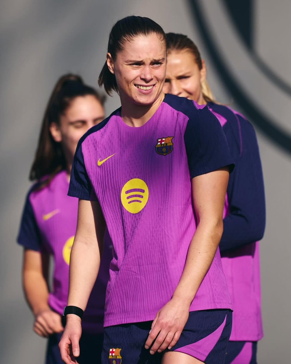 futfembarca's tweet image. 🔜 #BenficaBarça