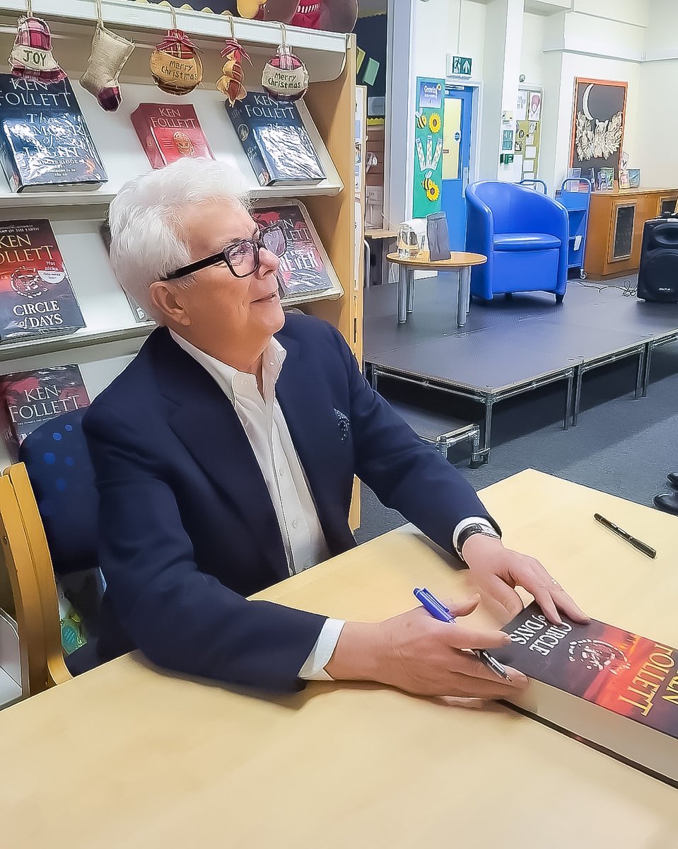 Ken Follett tweet media