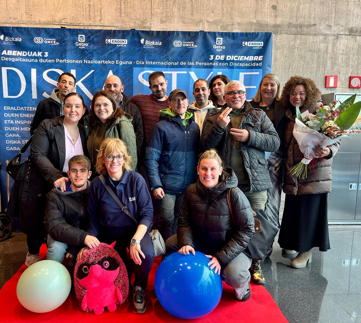 Acompañamos a <a href="/Fekoor/">FEKOOR</a>  en el Día Internacional de las Personas con Discapacidad en su encuentro inspirador bajo el lema “Diska Style. Bizitzeko prest”, que nos recuerda la importancia de vivir con actitud, orgullo y una energía transformadora 

ffeuskadi.net/actualidad/fon…