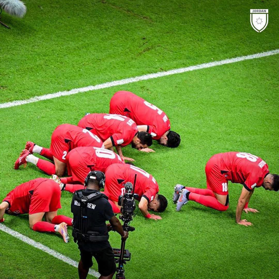 drala84's tweet photo. جيل تاريخي للكرة الأردنية 

فالكم الكأس يا النشامى

#كأس_العرب2025 
#النشامى 
#الأردن https://t.co/2h8EkBtnXo