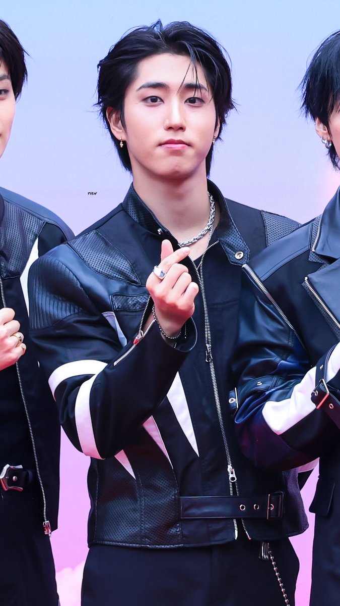 251206 AAA Red Carpet #BangChan #방찬 #方灿 #バンチャン #Changbin