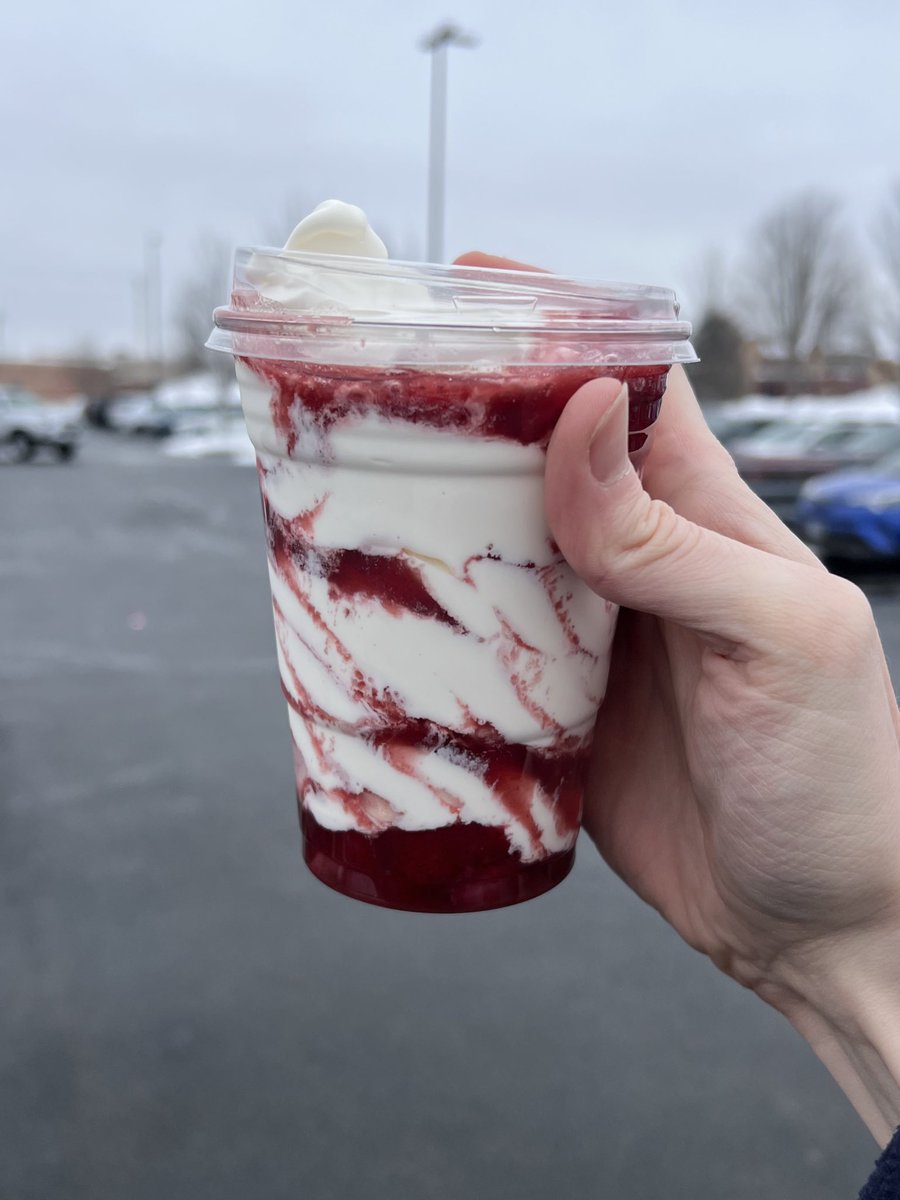 It’s never too cold for cream 🍦