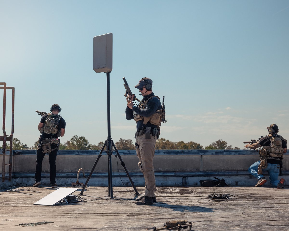 Law enforcement agencies face rapidly evolving situations, from large public gatherings and high-risk operations to natural disasters and unforeseen global events. In these moments, uninterrupted connectivity and real-time situational awareness are essential for protecting