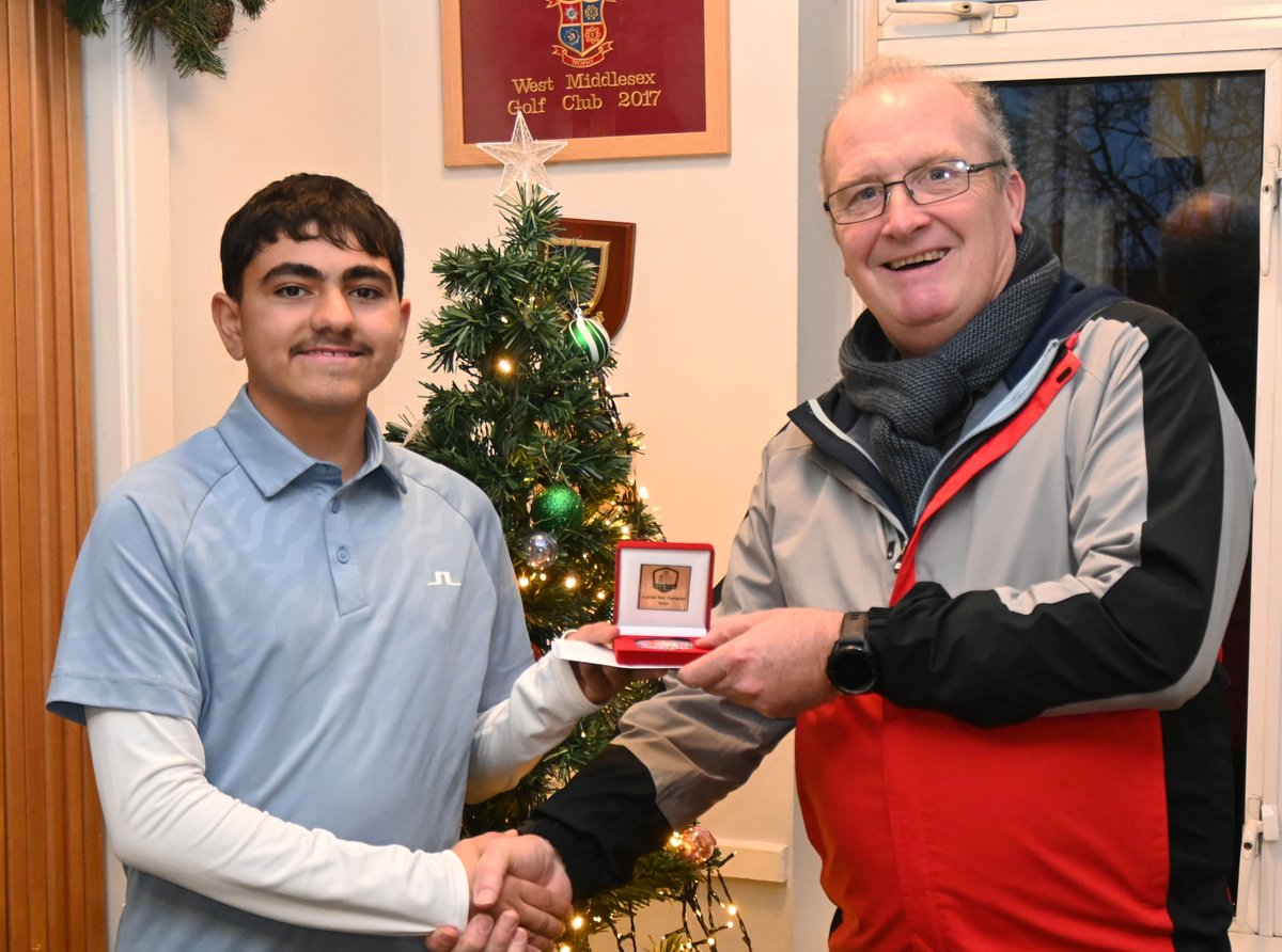ROUND 4 of the JUNIORS FUTURES TOUR was played at West Middlesex Golf Club  on Sunday. Ashford Manor Golf Club member Marley Mohan is our winner with 3 players in 2nd place.
Head on over to the Middlesexgolf website for a report and lots of pics.
middlesexgolf.co.uk/junior-futures…